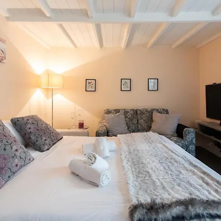 Le Rimbaud Splendide Duplex Dans Le Suquet, Pres Des Plages Et Du Palais Des Festivals