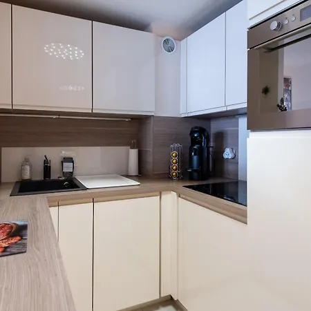 Le Rimbaud Splendide Duplex Dans Le Suquet, Pres Des Plages Et Du Palais Des Festivals Apartment *